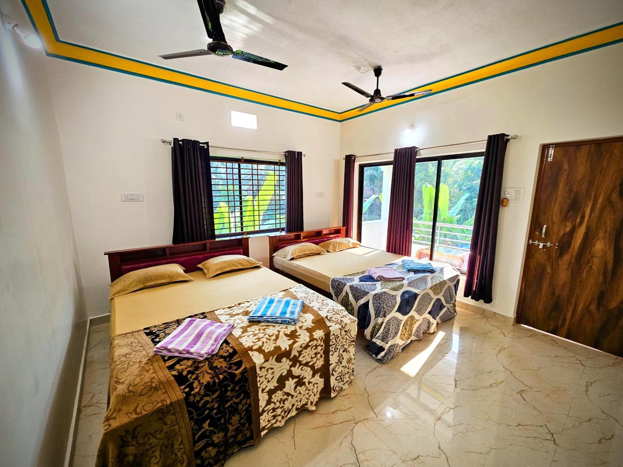 The Beachwalk Stay - Your Pathway To The Beach Gokarna  Exterior photo